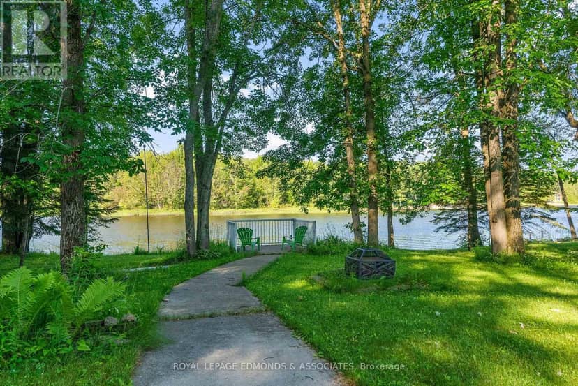 731 Francie Lane, Laurentian Valley, photo 3