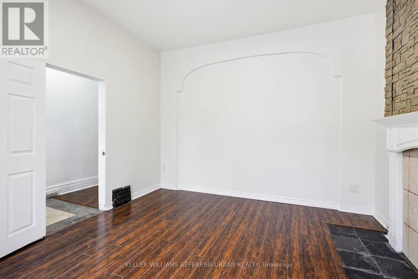 52 Cathcart Street — photo 11 of 29
