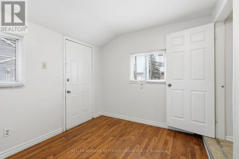 52 Cathcart Street — photo 22 of 29