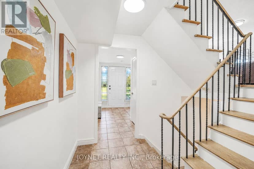 42 Brucedale Crescent, Toronto, photo 8