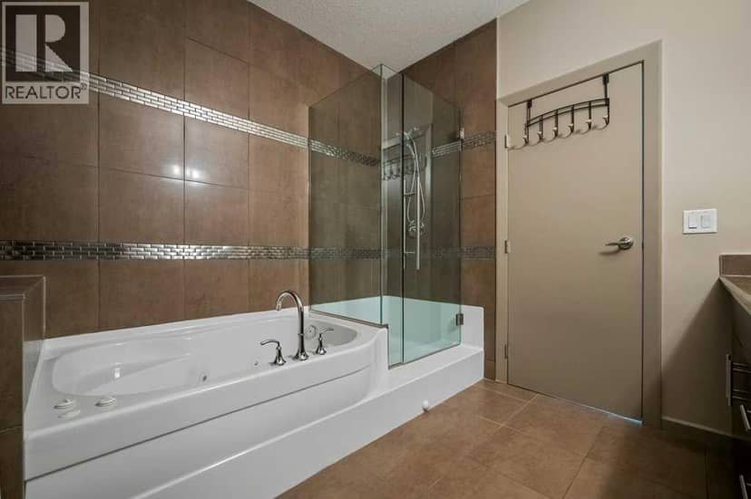 3406, 210 15 Avenue SE — photo 26 of 40