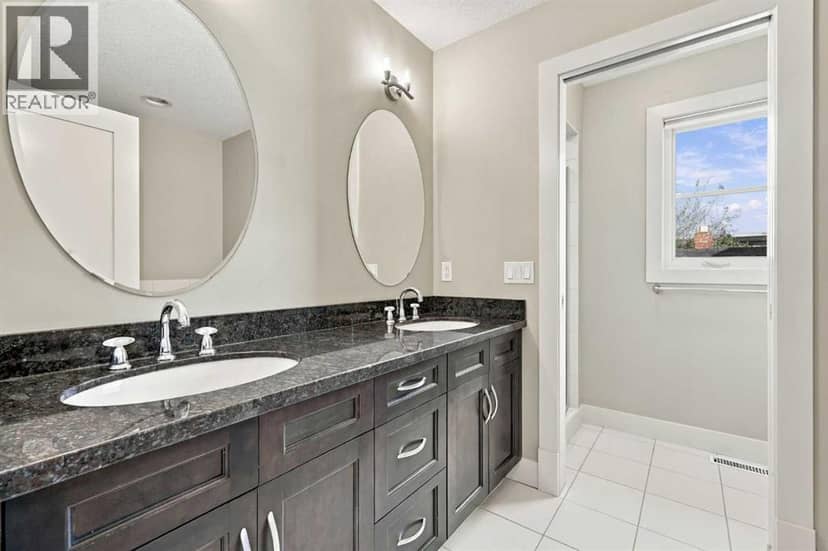 1727 Westmount Road NW — photo 27 of 40