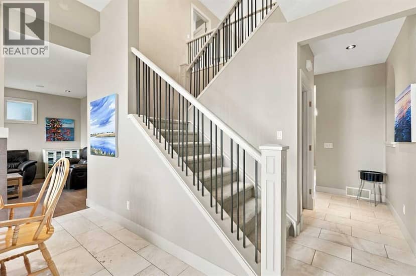 1727 Westmount Road NW — photo 23 of 40