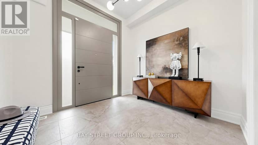 40 Shining Willow Court, Richmond Hill, photo 3