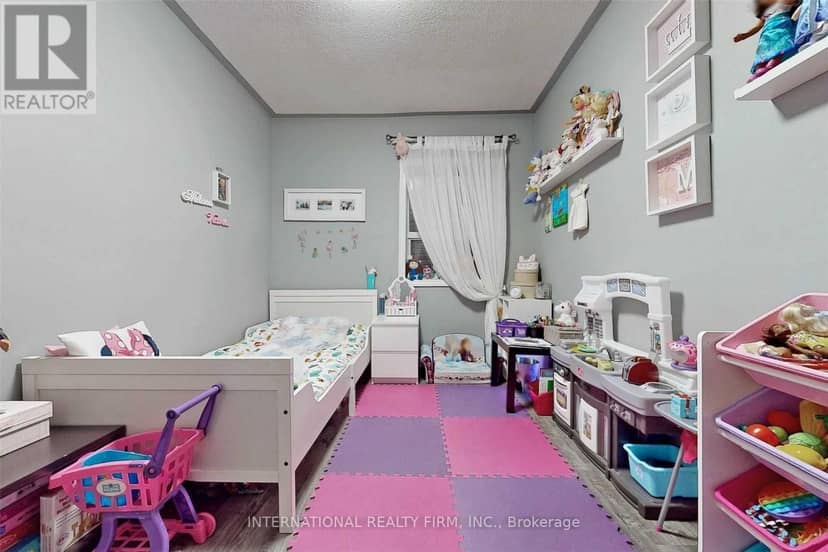 297 Gilbert Avenue — photo 12 of 34
