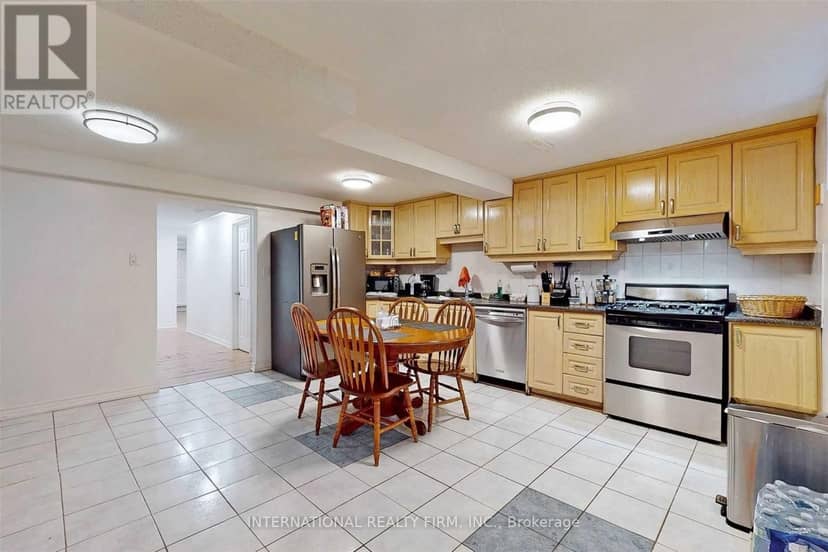 297 Gilbert Avenue — photo 16 of 34