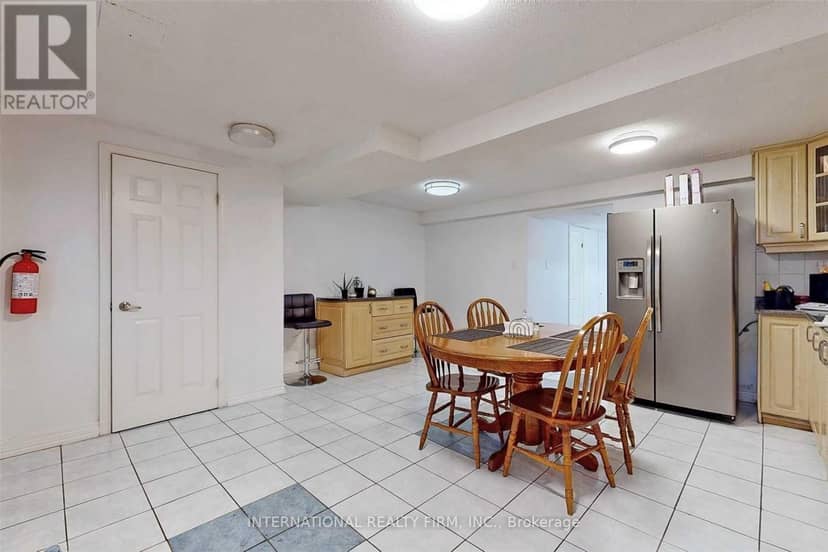 297 Gilbert Avenue — photo 17 of 34