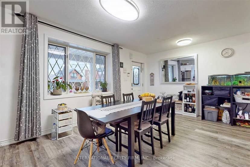 297 Gilbert Avenue, Toronto, photo 7