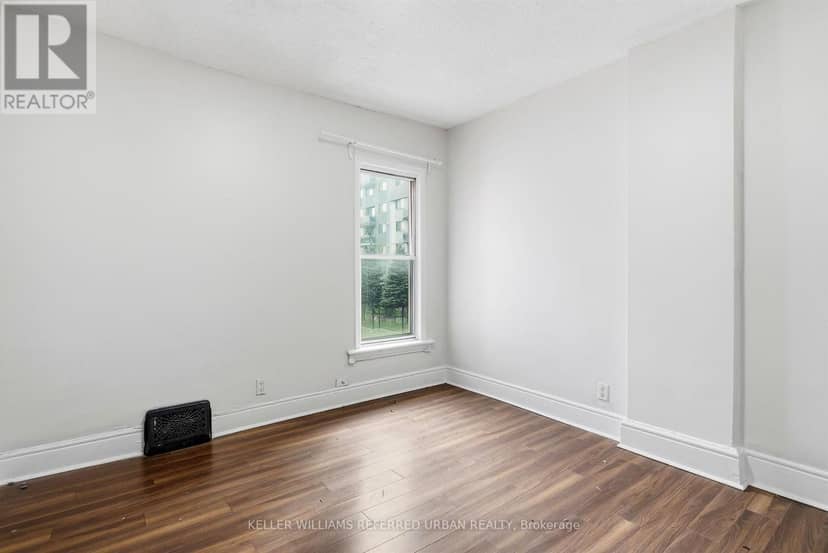 52 Cathcart Street — photo 18 of 29