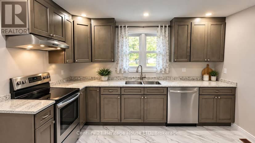 218 Henrietta Street — photo 14 of 34
