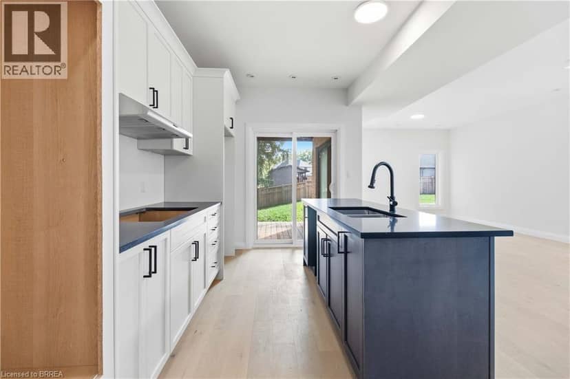 232 MOUNT PLEASANT Street — photo 8 of 25