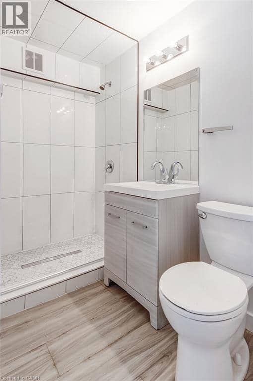 105 DIXON Street — photo 18 of 40