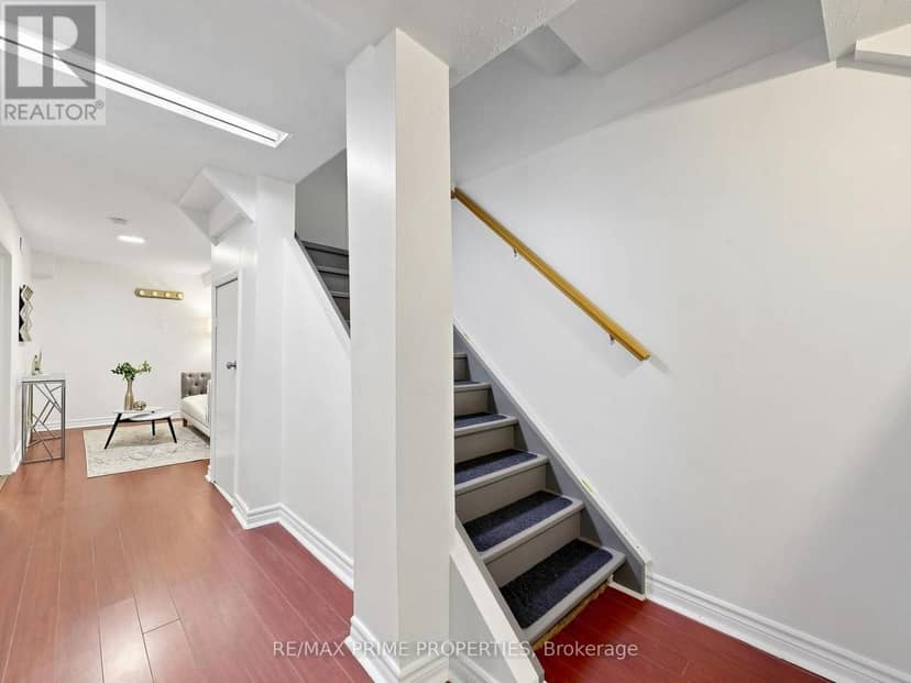 1629 Marshcourt Drive — photo 20 of 35