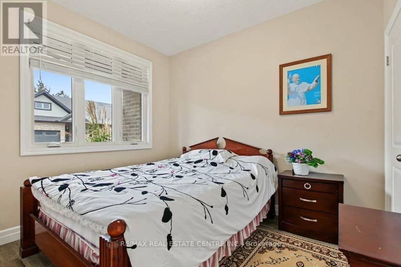 15 - 44 Main Street E, East Zorra-Tavistock, photo 6