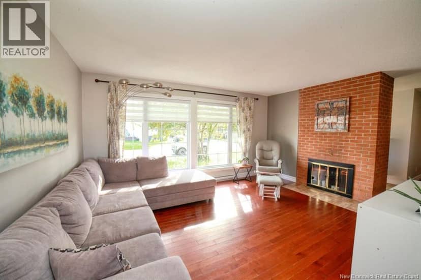 1140 Centennial, Bathurst, photo 8