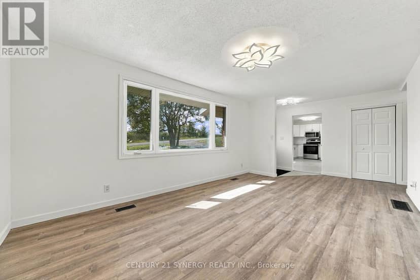 696 Whites Road — photo 6 of 40