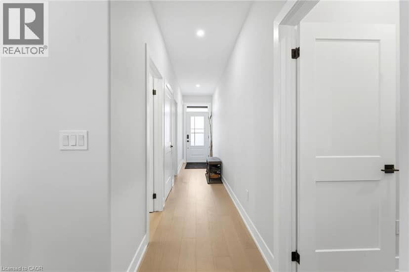 226 LAFAYETTE Street E — photo 3 of 31
