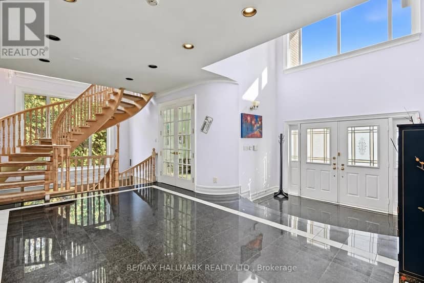 28 Renaissance Court W, Vaughan, photo 6