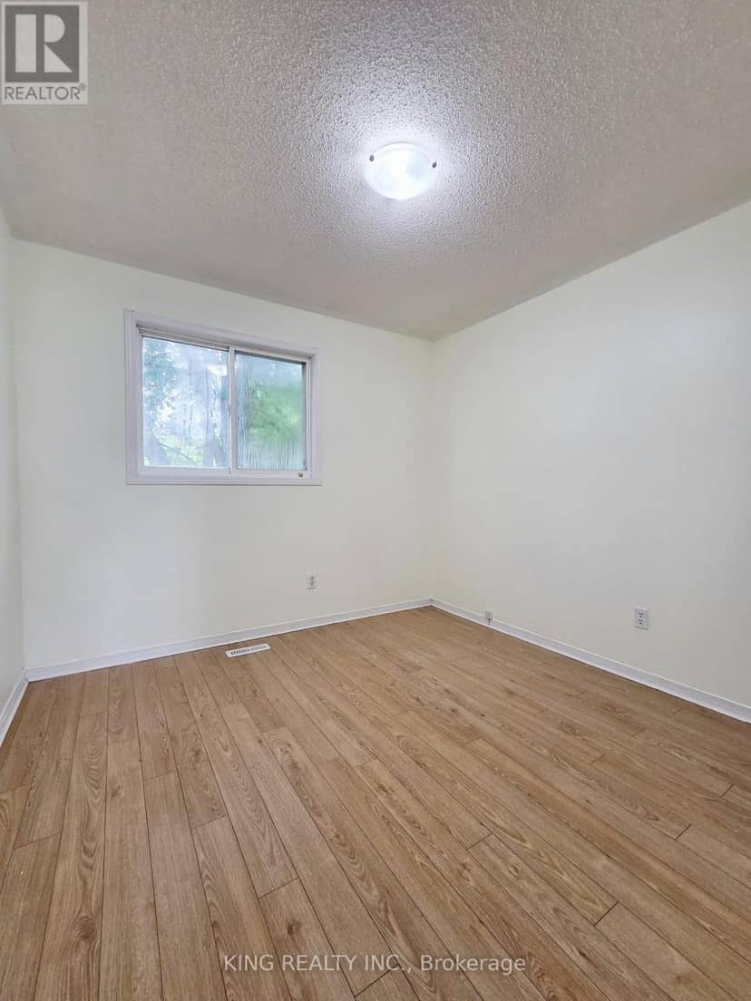 322 Fleming Drive — photo 10 of 28