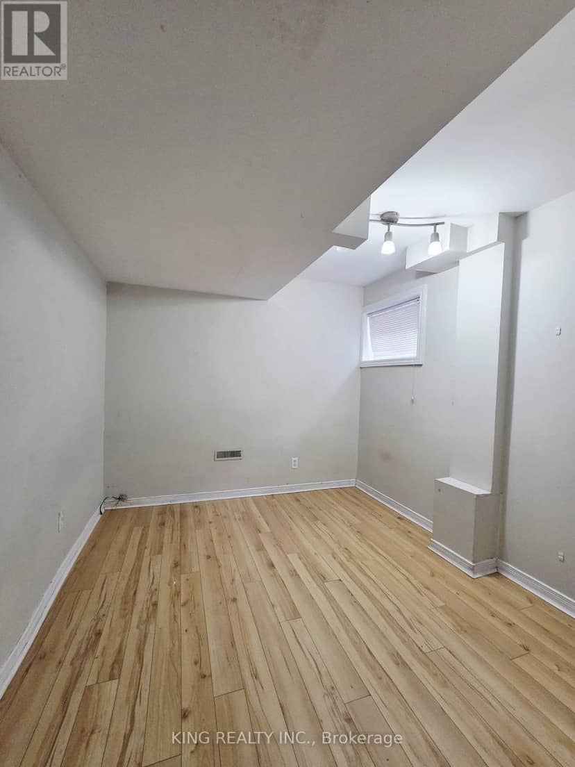 322 Fleming Drive — photo 18 of 28