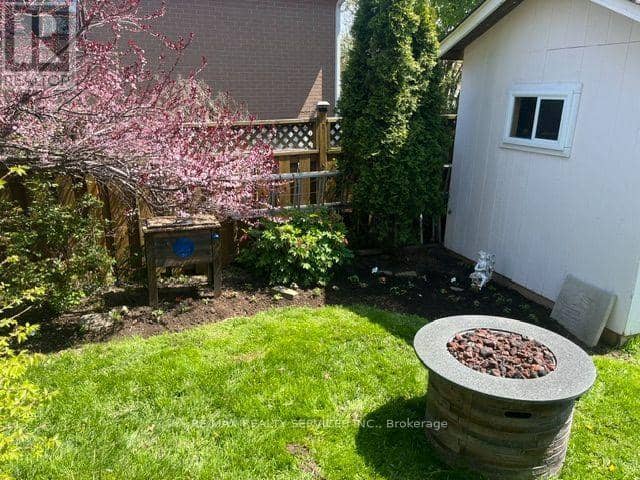 10 Danesbury Crescent — photo 34 of 36