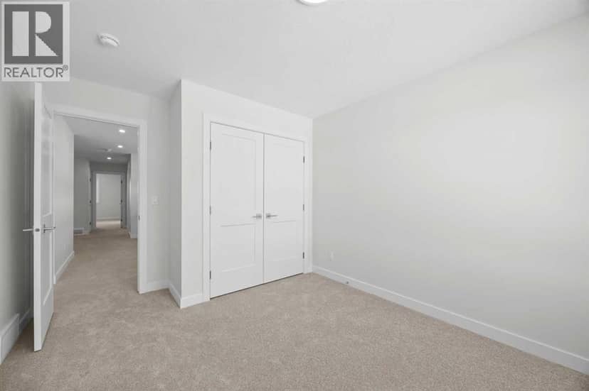 131 Greenwich Drive NW — photo 36 of 40