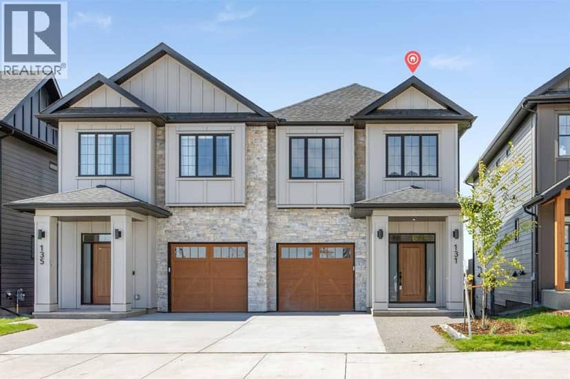 131 Greenwich Drive NW, Calgary, photo 2