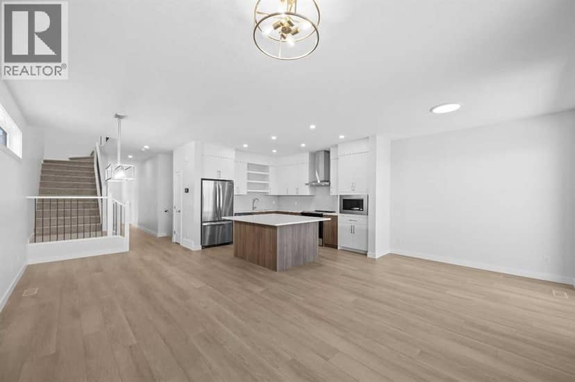 131 Greenwich Drive NW — photo 20 of 40
