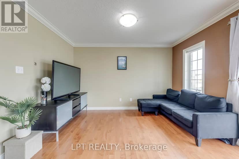 6 - 10 Fallowfield Drive — photo 13 of 40