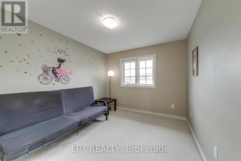 6 - 10 Fallowfield Drive — photo 29 of 40
