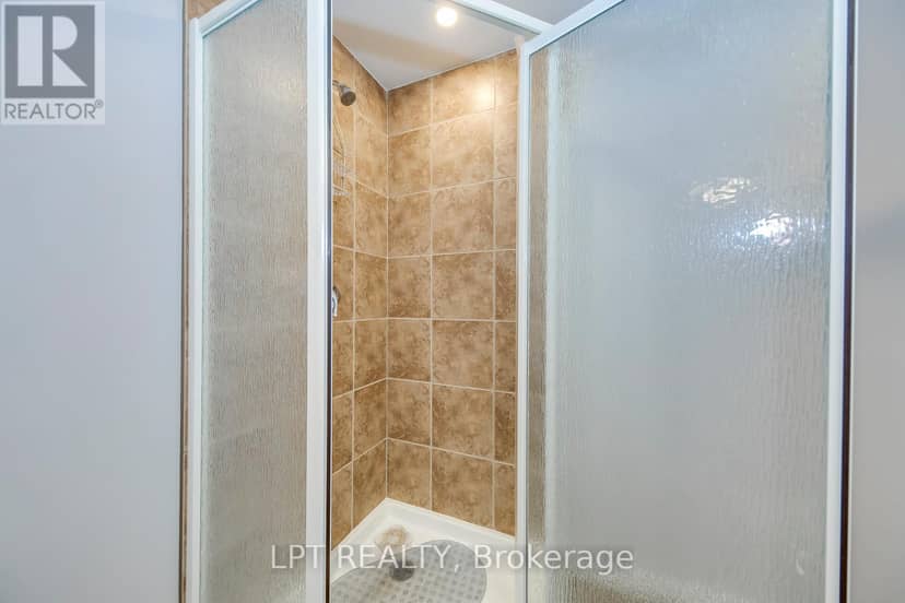 6 - 10 Fallowfield Drive — photo 38 of 40