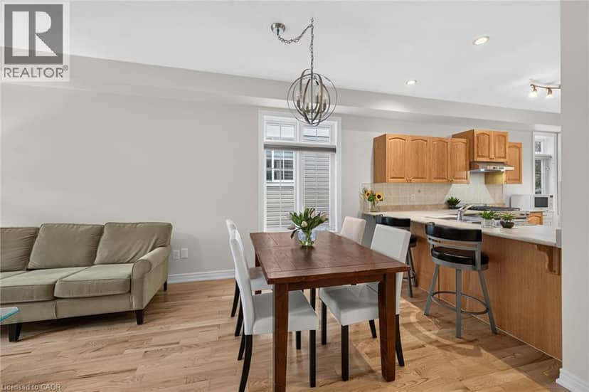 53 SUNNYCROFT Court — photo 11 of 40