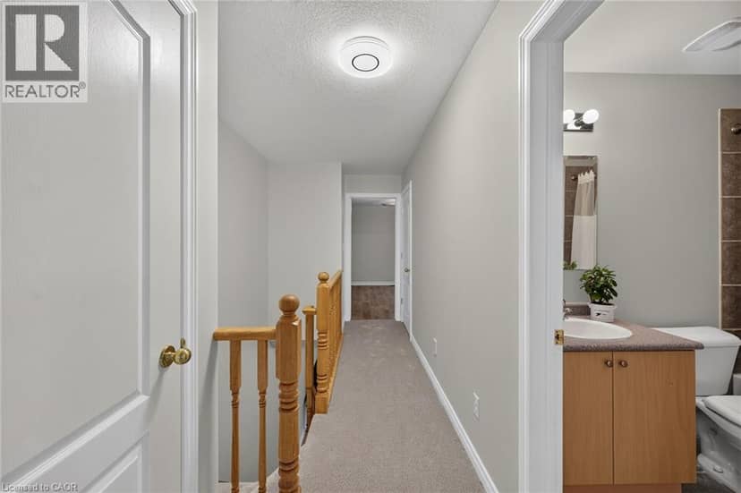 53 SUNNYCROFT Court — photo 27 of 40