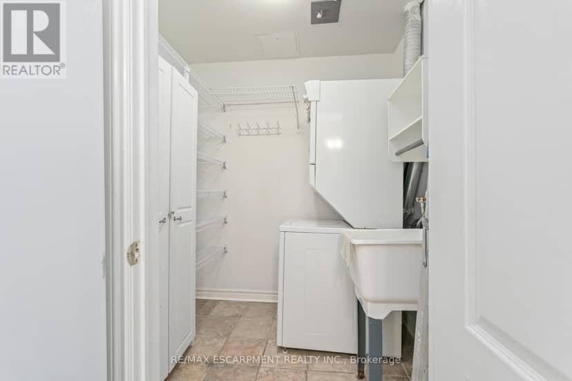 116 - 3351 Cawthra Road — photo 29 of 32