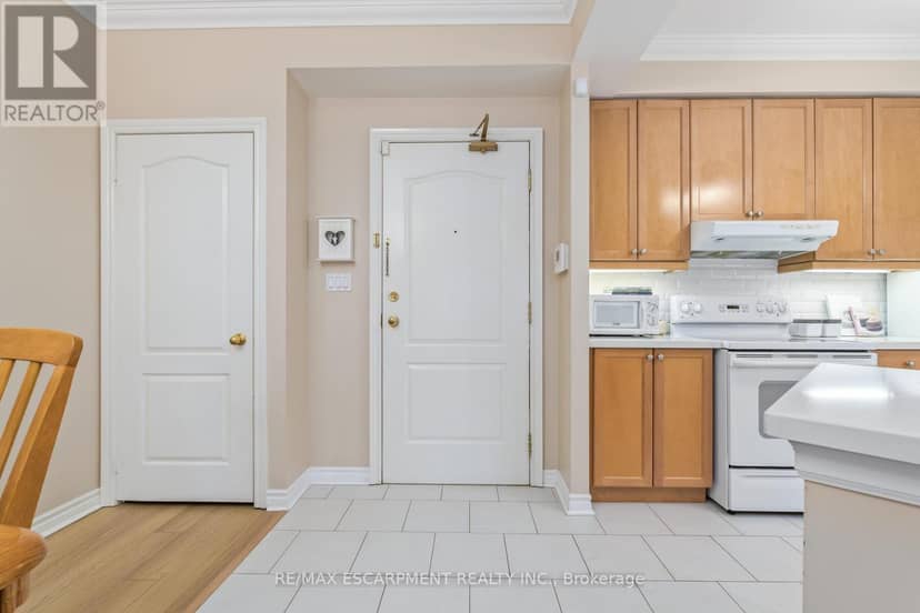 116 - 3351 Cawthra Road, Mississauga, photo 4