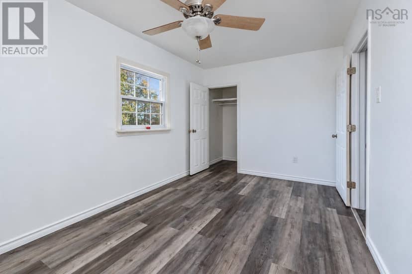 142 Maloney Street — photo 9 of 28