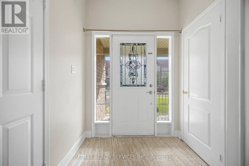 249 Sunny Meadow Boulevard — photo 7 of 40