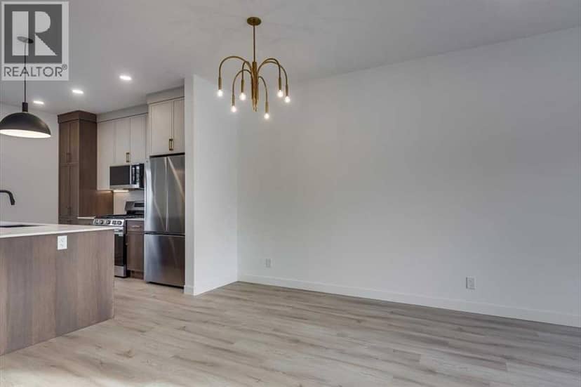 36 Memorial Parkway — photo 9 of 40