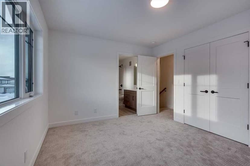 36 Memorial Parkway — photo 24 of 40