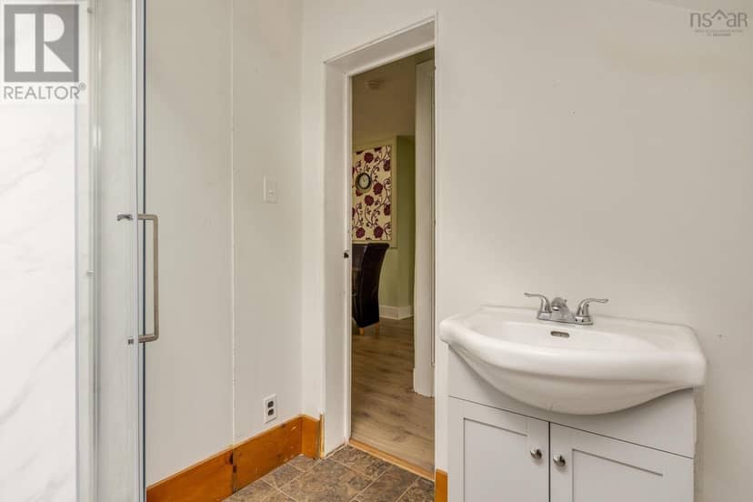 186 Hebb's Landing Road — photo 15 of 40