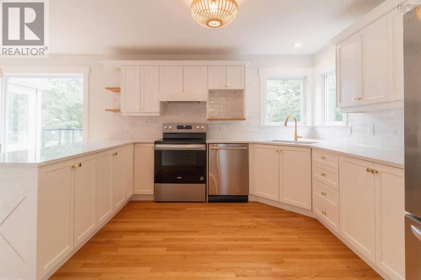 200 Douglaswood Drive, Mount Uniacke, photo 7