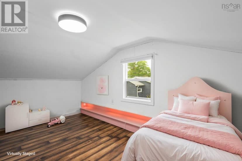 44 Courtney Road — photo 19 of 40