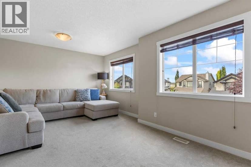 125 Cougarstone Manor SW — photo 24 of 40