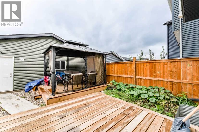 172 Belmont Green SW — photo 36 of 40