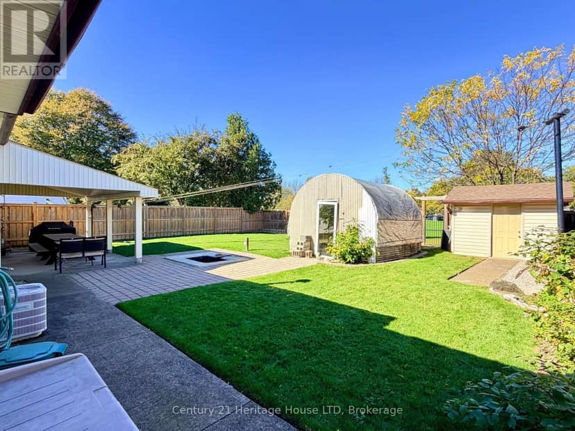 64 Croydon Drive — photo 2 of 40