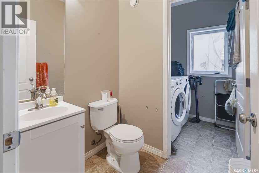 63 Jack Matheson CRESCENT — photo 4 of 40