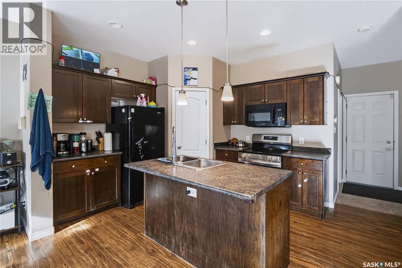 63 Jack Matheson CRESCENT — photo 8 of 40