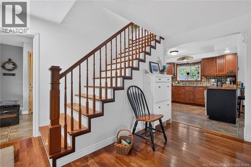 818 McLaughlin Drive — photo 4 of 40