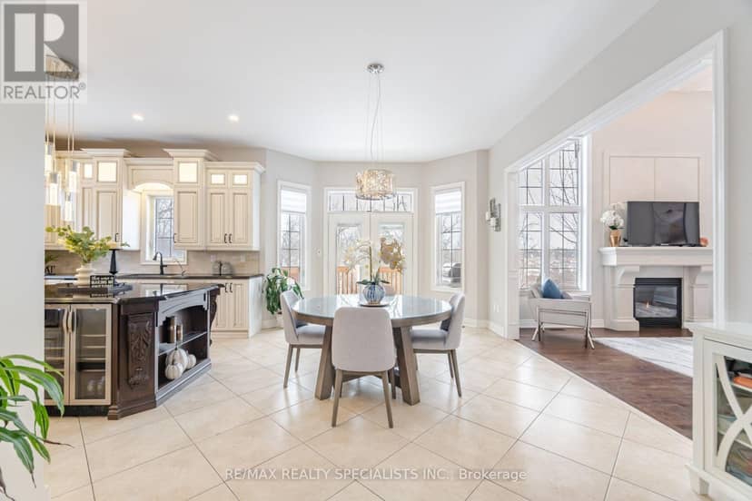 54 Berkwood Hollow Court — photo 12 of 40