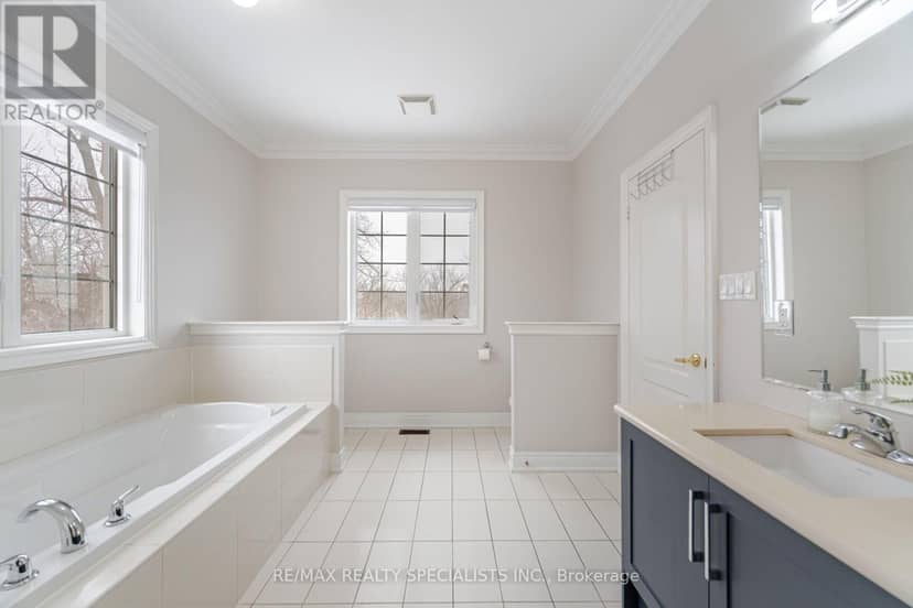 54 Berkwood Hollow Court — photo 27 of 40